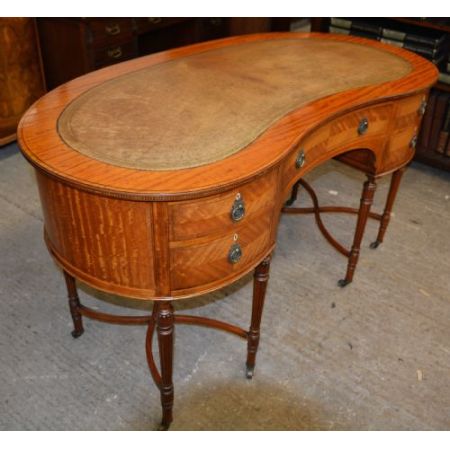 Antiker englischer Damenschreibtisch Mahagoni Satinholz ca 1900