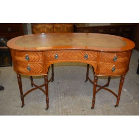 Antiker englischer Damenschreibtisch Mahagoni Satinholz ca 1900