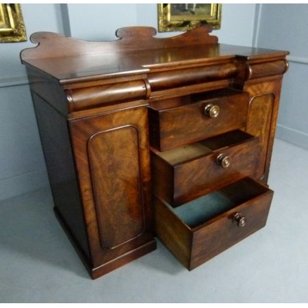 Viktorianisches Mahagoni Sideboard antik ca 1840
