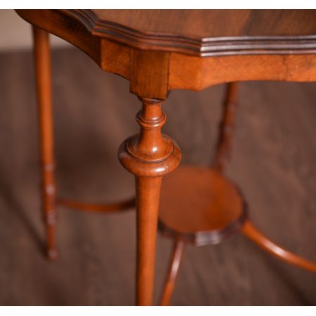 Edwardianischer englischer Nussbaum Beistelltisch antik ca 1890