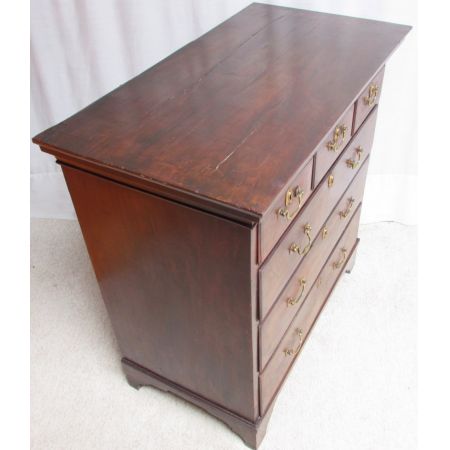 Antike Queen Anne Nussbaum Kommode englisch 1705