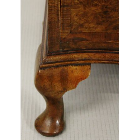 Antike englische Queen Anne Kommode Nussbaum ca 1910