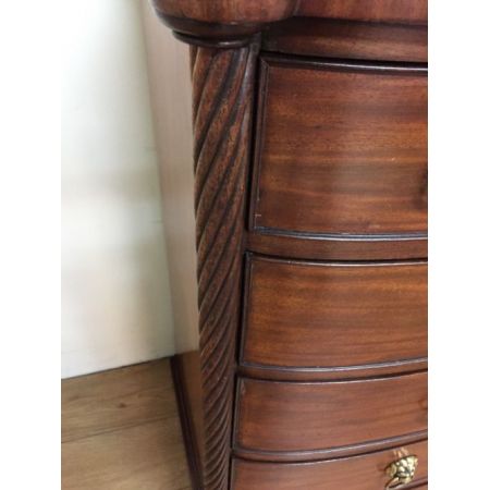 Regency Mahagoni Kommode Bowfront antik circa 1820