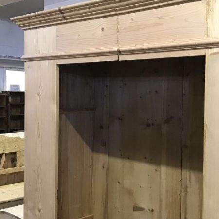 Antiker britischer Weichholz Kleiderschrank Kiefer ca 1900