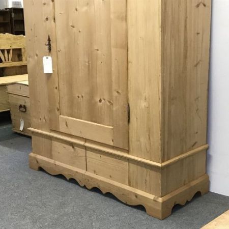 Antiker britischer Weichholz Kleiderschrank Kiefer ca 1900