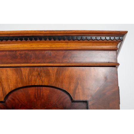 Antiker englischer Nussbaum Kleiderschrank ca 1900