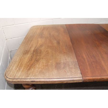 Antiker Englischer Mahagoni ausziehbarer Esstisch ca. 19. Jh.