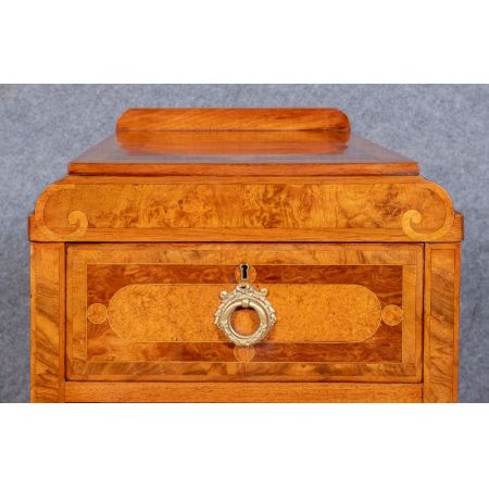 Antike Art Deco Nachtschränke Nussbaum britisch ca 1920