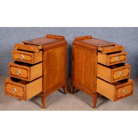 Antike Art Deco Nachtschränke Nussbaum britisch ca 1920