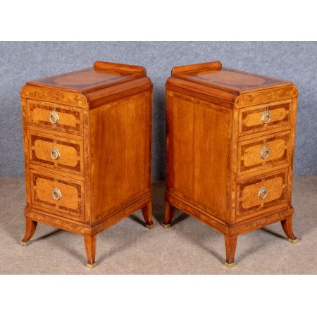 Antike Art Deco Nachtschränke Nussbaum britisch ca 1920