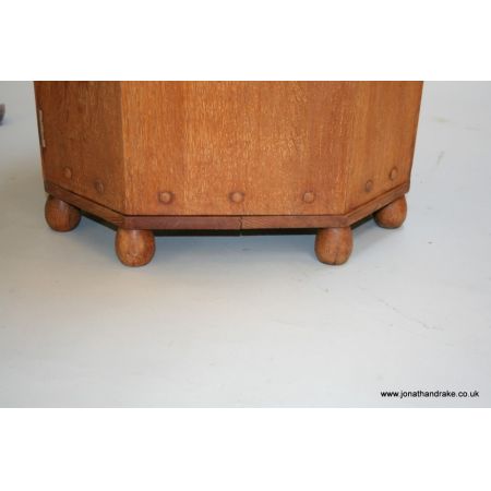 Antiker englischer Art & Crafts Cocktailschrank Eiche Beistelltisch ca 1930