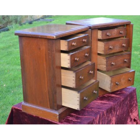 Viktorianische Mahagoni Nachttische antik Kommoden englisch ca 1850