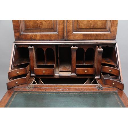 Antiker Aufsatzsekretär Nussbaum Bureau Bookcase englisch ca 1920