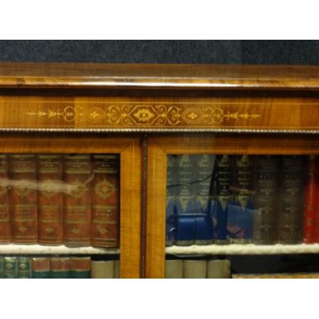 Viktorianischer Bücherschrank Nussbaum original antik ca 1870