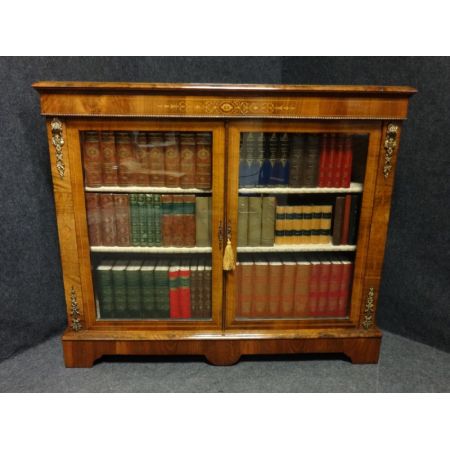 Viktorianischer Bücherschrank Nussbaum original antik ca 1870