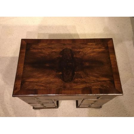 Antiker Nussbaum Schreibtisch original britisch ca 1900