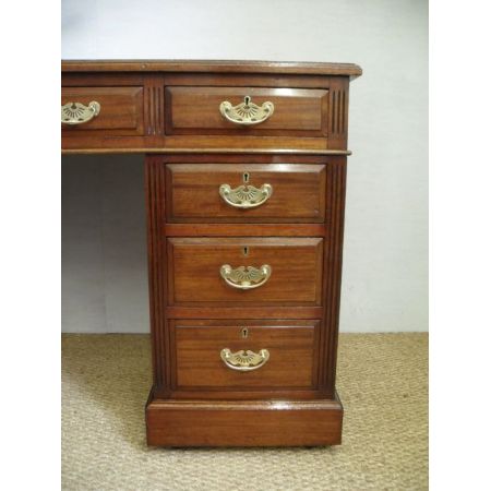 Viktorianischer Mahagoni Schreibtisch antik britisch Maple & Co ca 1890