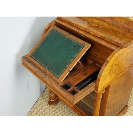 Antiker viktorianischer Nussbaum Davenport Schreibtisch ca 1850