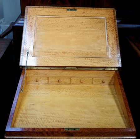 Britischer original antiker Amboina Schreibtisch ca 1870