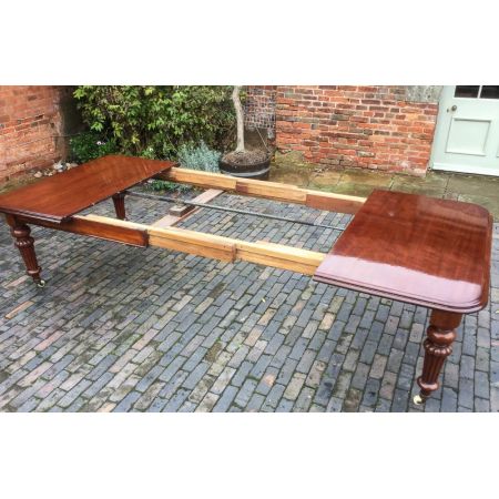 Viktorianischer Esstisch Mahagoni antik ca 1860