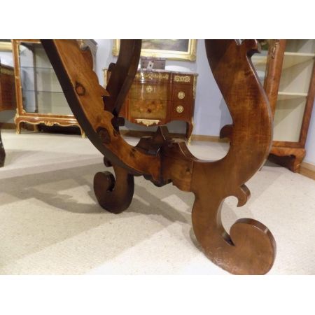 Antiker englischer Nussbaum Esstisch ca 1900