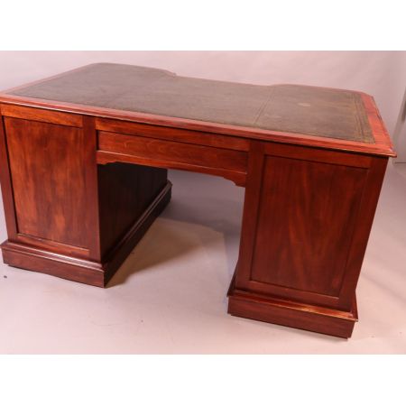 Viktorianischer britischer Mahagoni Schreibtisch antik 1860