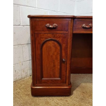 Viktorianischer britischer Mahagoni Schreibtisch antik ca 1880