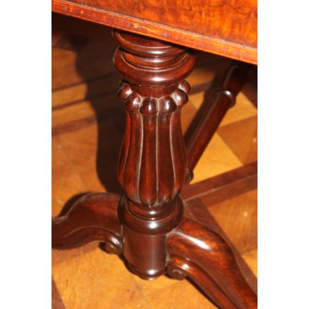 Viktorianischer antiker Nussbaum Schreibtisch englisch ca 1860