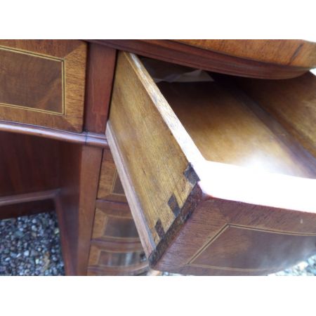 Antiker englischer Mahagoni Schreibtisch ca 1930