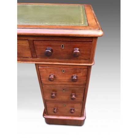 Antiker viktorianischer Nussbaum Schreibtisch britisch ca 1880