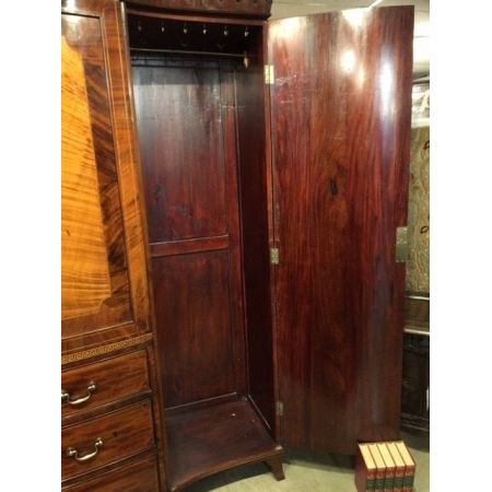 Edwardianischer englischer Mahagoni Kleiderschrank antik ca 1910