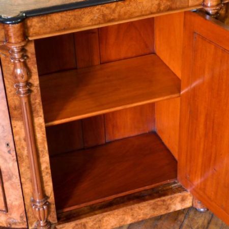 Viktorianisches antikes Nussbaum Sideboard englisch ca 1850