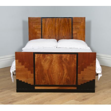 Antikes Art Deco Nussbaum Doppelbett englisch ca 1930