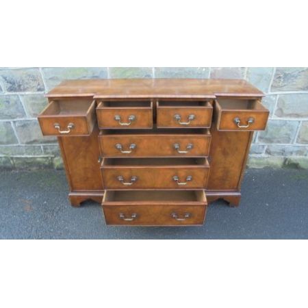 Antikes englisches Nussbaum Sideboard ca 1900