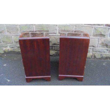 Antike Mahagoni Nachtschränke Beistelltische britisch ca 1920