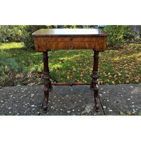 Antiker Regency Sekretär Nussbaum britisch ca 1840