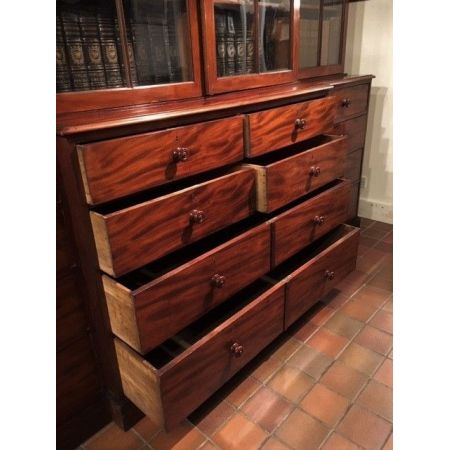 Antiker britischer Mahagoni Bücherschrank ca 1860