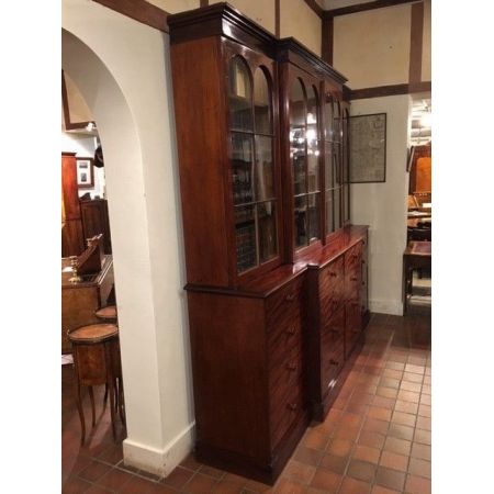 Antiker britischer Mahagoni Bücherschrank ca 1860