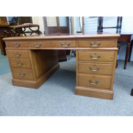 Antiker britischer Eichen Schreibtisch ca 1930