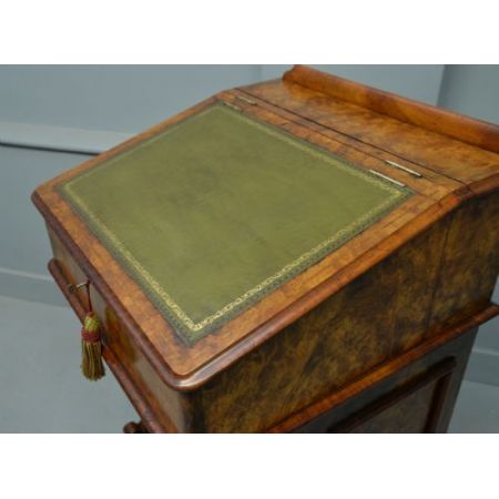 Viktorianischer antiker Davenport Schreibtisch Nussbaum ca 1860