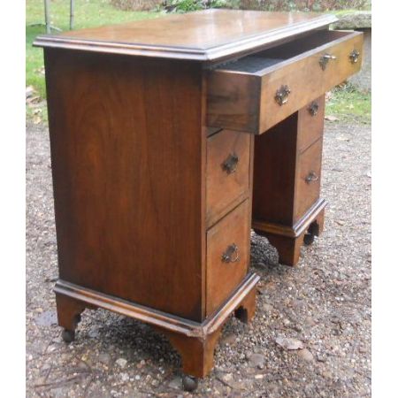 Antiker georgianischer Nussbaum Damen Schreibtisch englisch ca 1900
