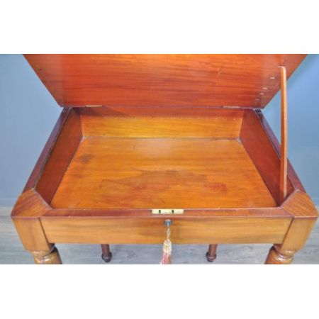 Viktorianischer Mahagoni Schreibtisch antik ca 1880