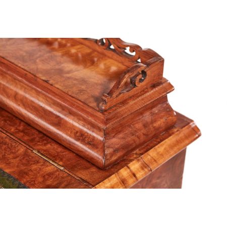 Viktorianischer britischer Davenport Schreibtisch Nussbaum antik ca 1850