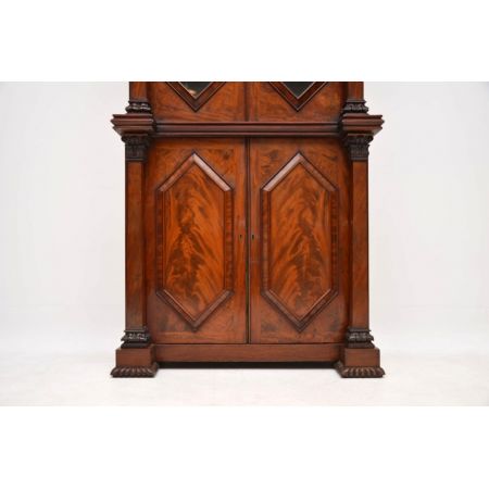 Antiker englischer Mahagoni Bücherschrank ca 1830