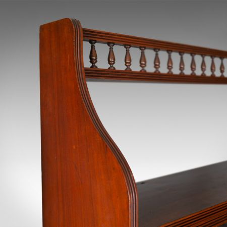 Antikes edwardianisches Nussbaum Bücherregal britisch ca 1910