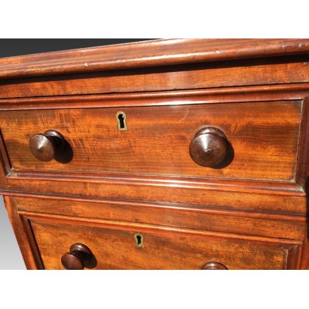 Antiker britischer Mahagoni Schreibtisch ca 1860