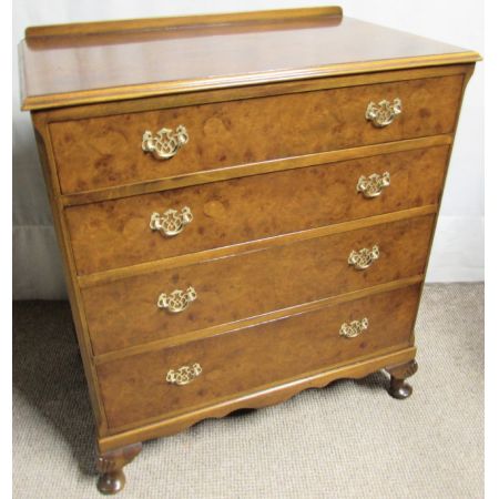 Antike Queen Anne Kommode Nussbaum britisch ca 1920