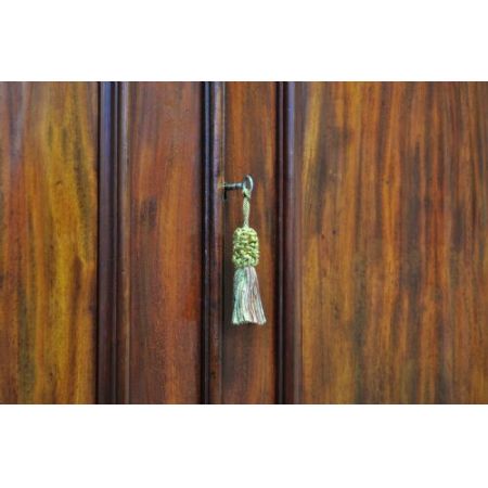 Viktorianischer antiker Mahagoni Kleiderschrank britisch ca 1850