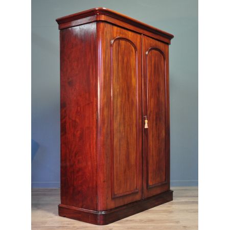 Viktorianischer antiker Mahagoni Kleiderschrank britisch ca 1850
