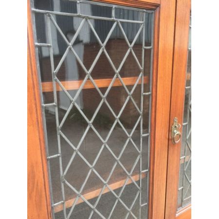 Antiker englischer Nussbaum Bücherschrank Schreibtisch ca 1880